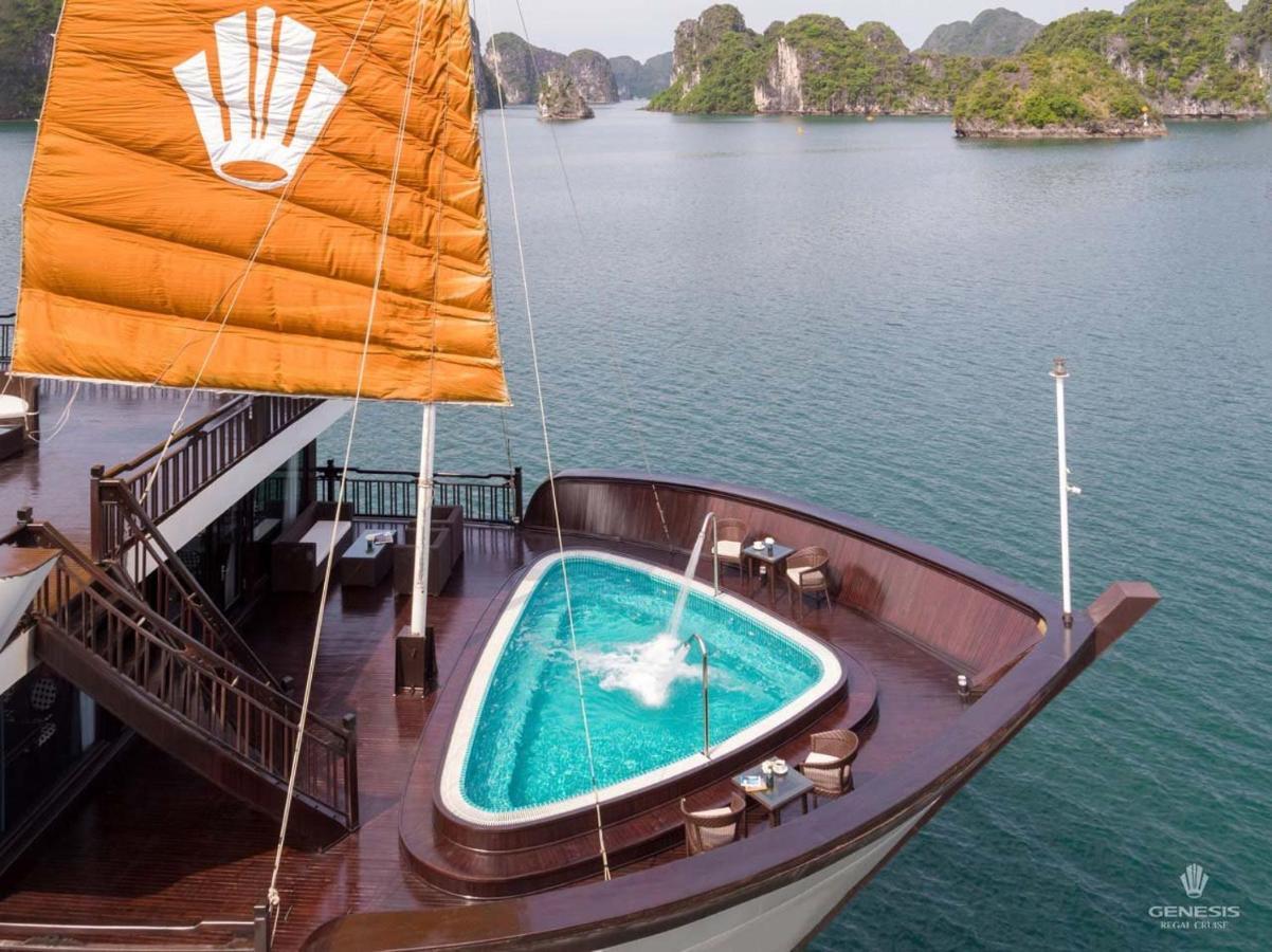 Hotel Genesis Luxury Regal Cruises Ha Long Exterior foto