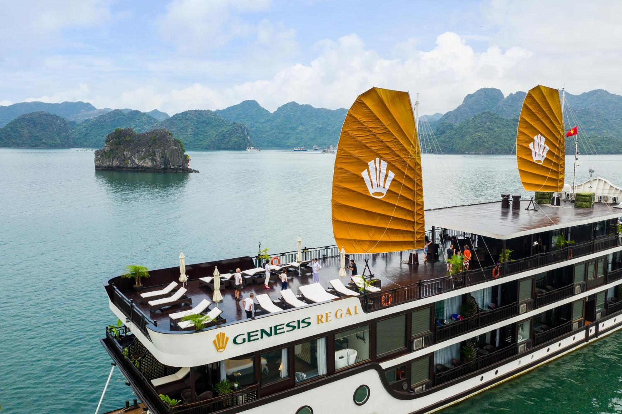 Hotel Genesis Luxury Regal Cruises Ha Long Exterior foto