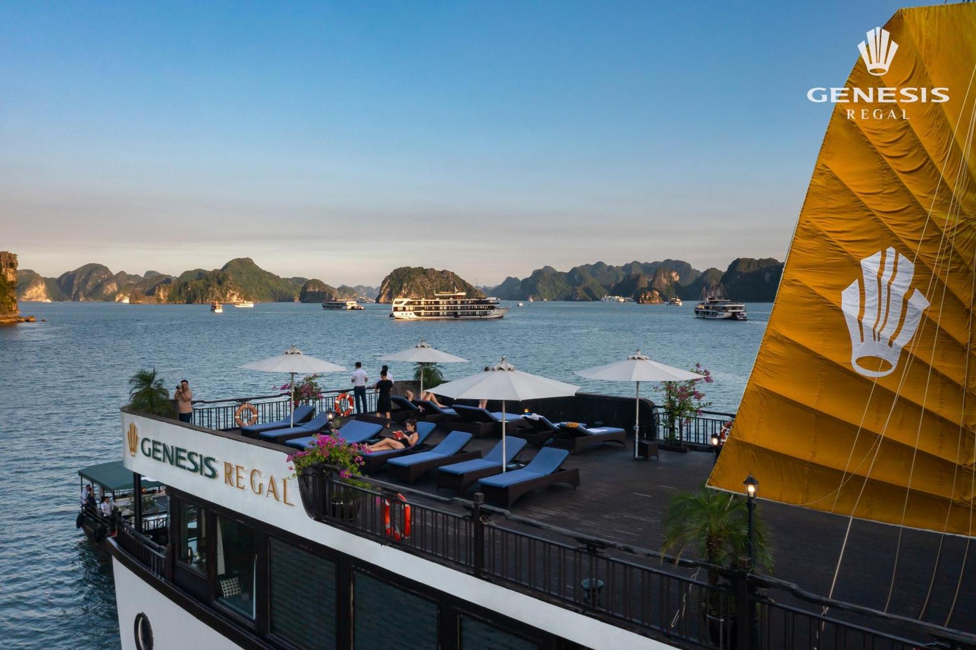 Hotel Genesis Luxury Regal Cruises Ha Long Exterior foto